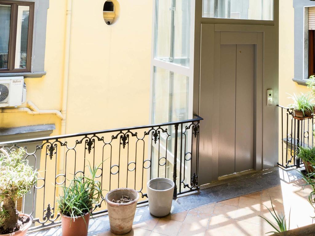 Bed and Breakfast I Tetti Napoli Екстер'єр фото